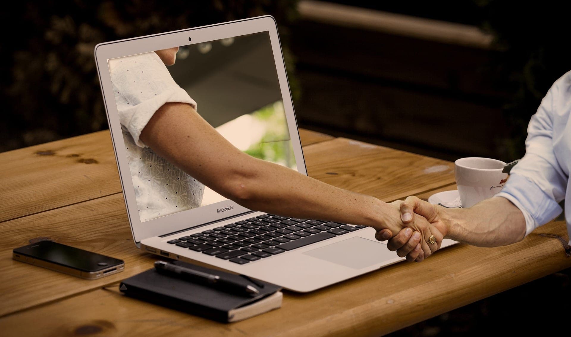 Contracts Ecommerce Stores Should Have Before Taking On Customers Or Partners