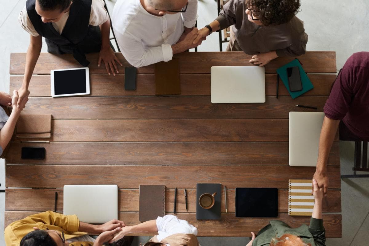 Employee Handbooks And State Laws: What US Employers Should Localize