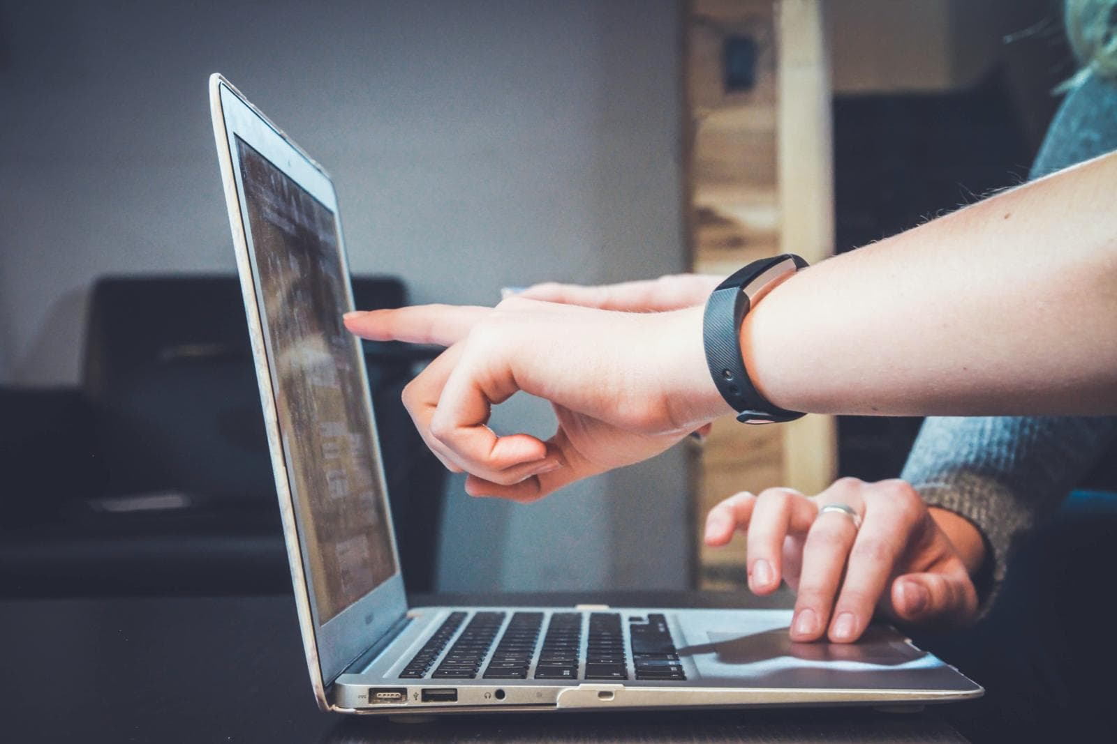 Amending a Contract Checklist For US Small Businesses