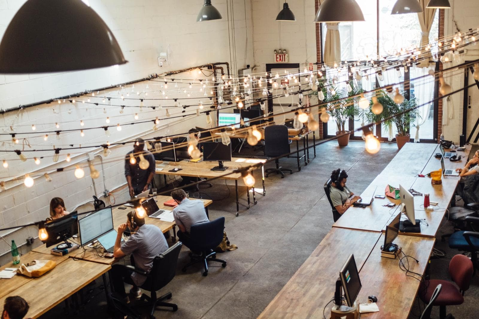 Employee Handbook: Common Risk Points For Startups And SMBs
