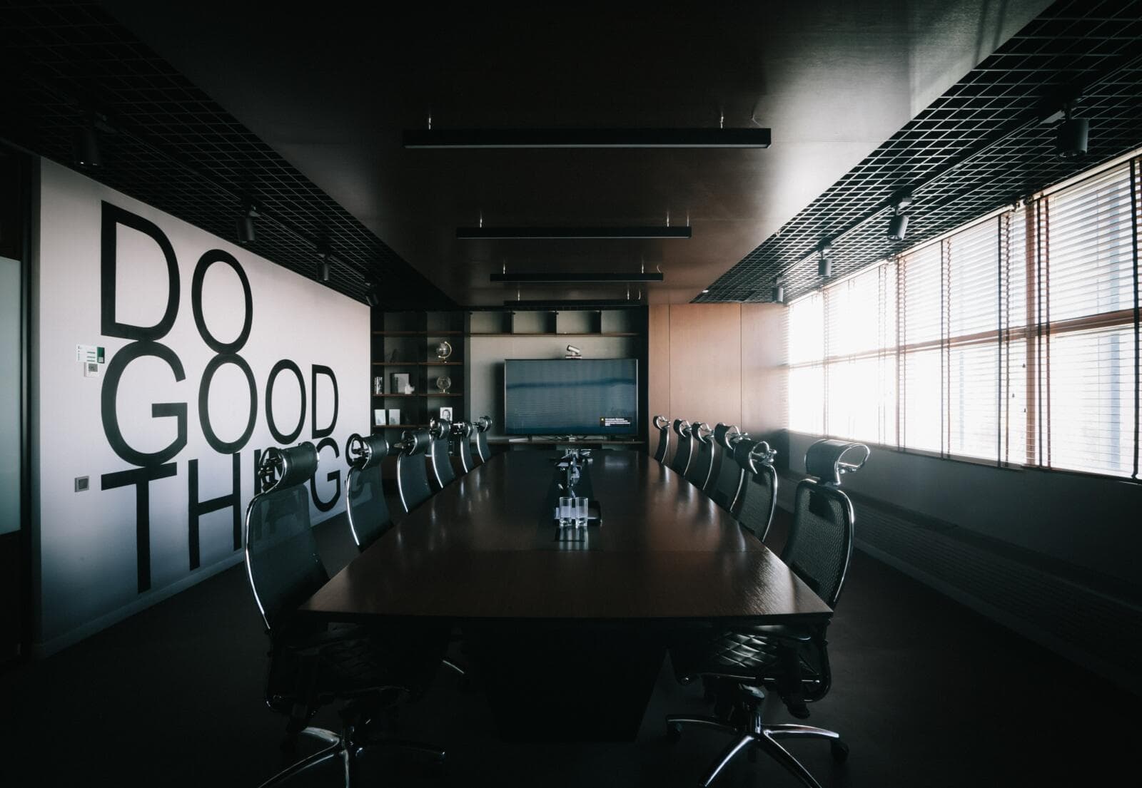 Advisor Equity Agreements: Documents Founders Should Keep Consistent
