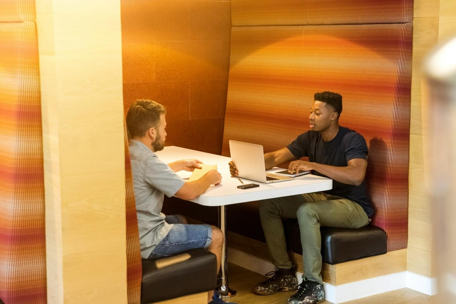Independent Contractor Agreement Template vs Custom Drafting: What To Watch