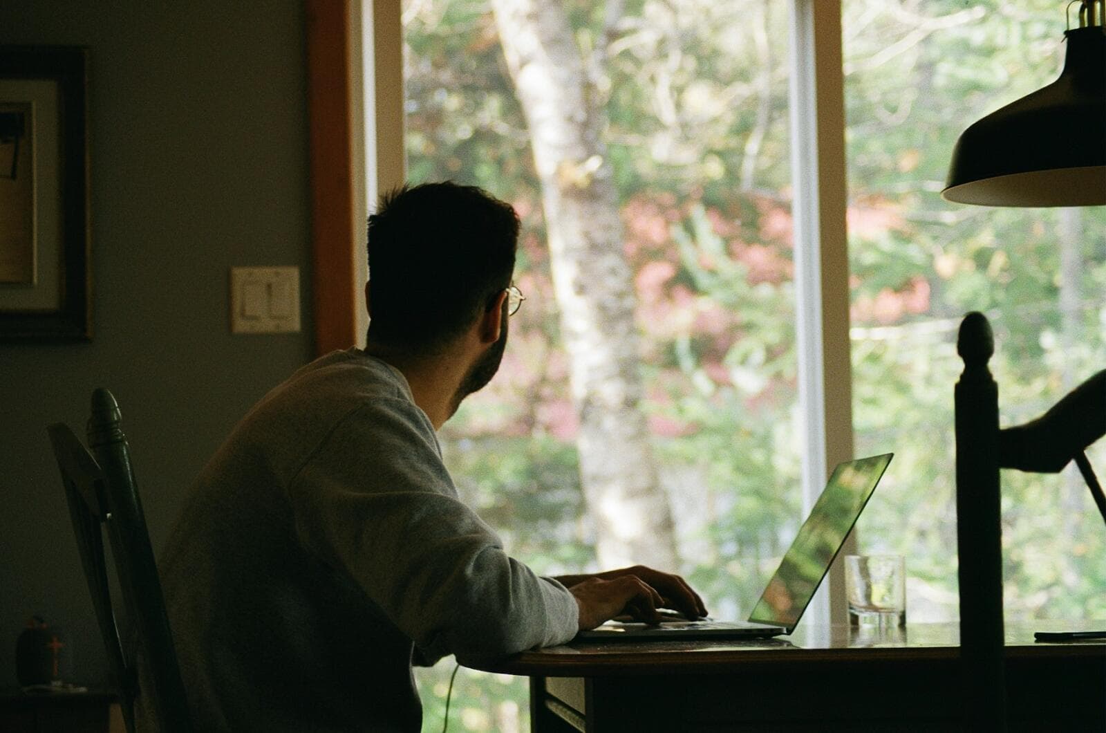 Common Software Reseller Agreement Mistakes That Create Customer Risk